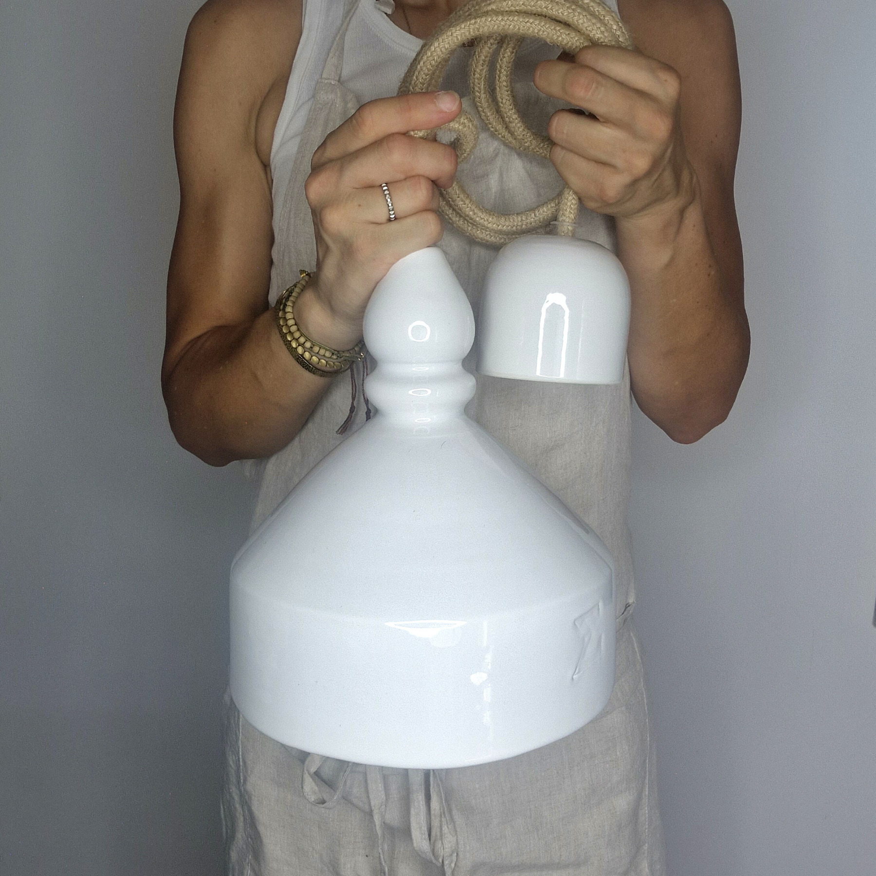 Pot en terre émaillée vert Jade Les Poteries d'Albi Bahia - 43 x H 46 cm